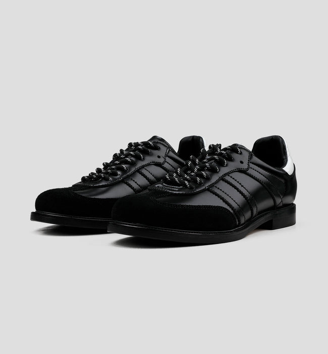 Simple Black And White Leather Dexter Shoes Hover Image