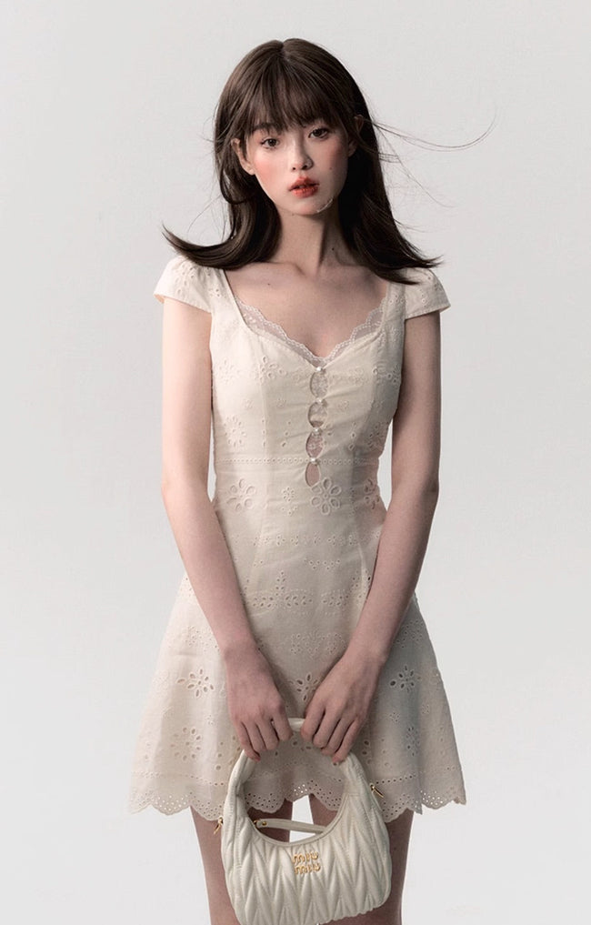 Cream white simple slim lace stitching dress Hover Image