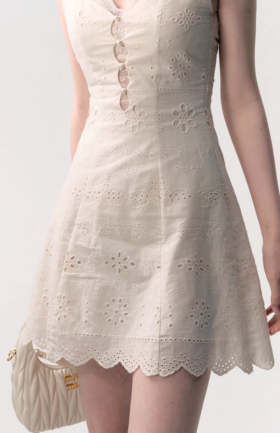 Cream white simple slim lace stitching dress