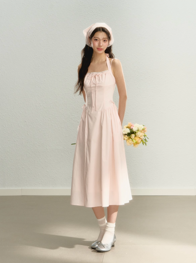 Halter neck waist suspender dress