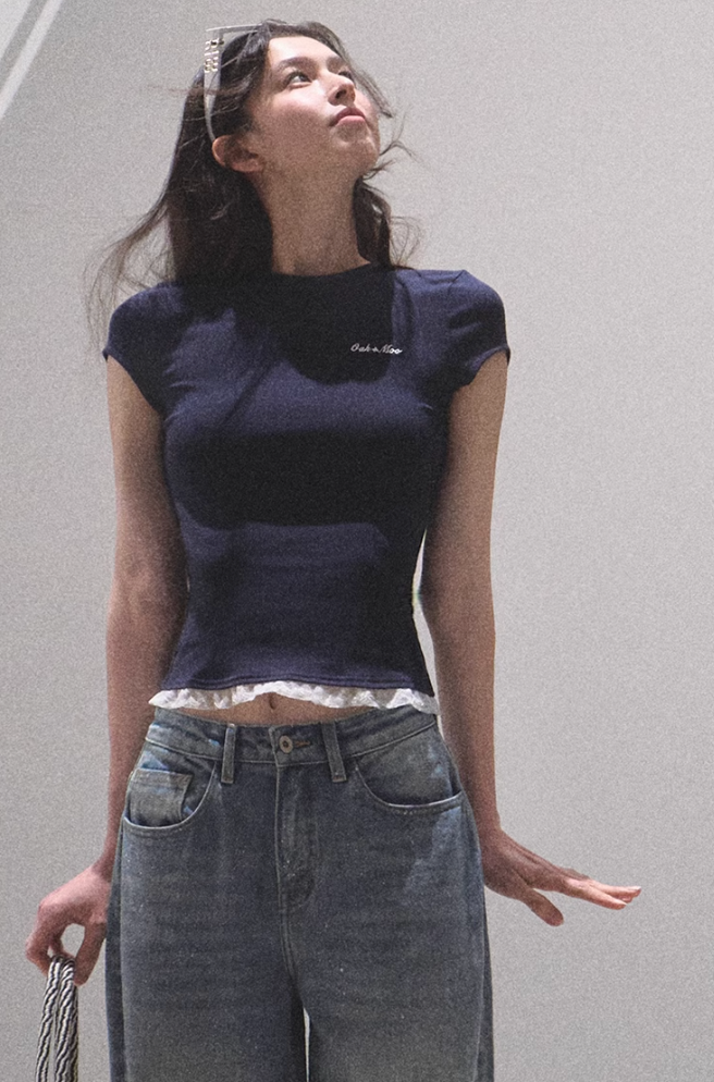 Lace Slim Fit T-shirt