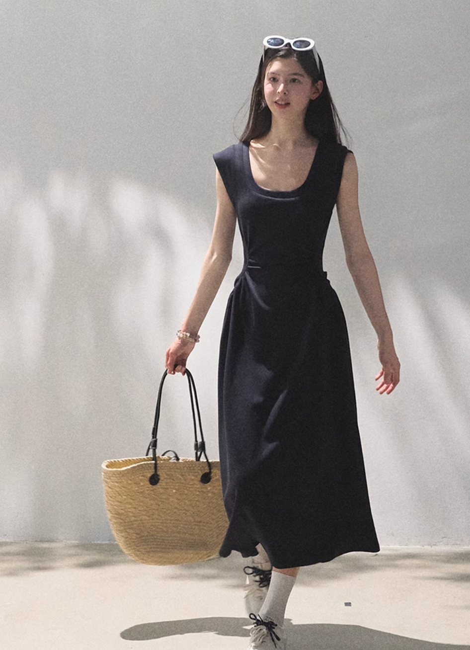 Lyocell U-Neck Waist Dress