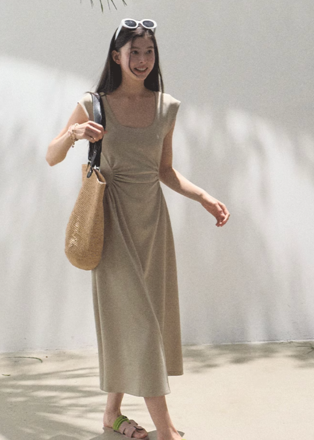 Lyocell U-Neck Waist Dress