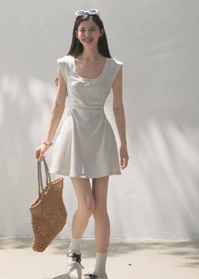 Lyocell U-Neck Waist Dress