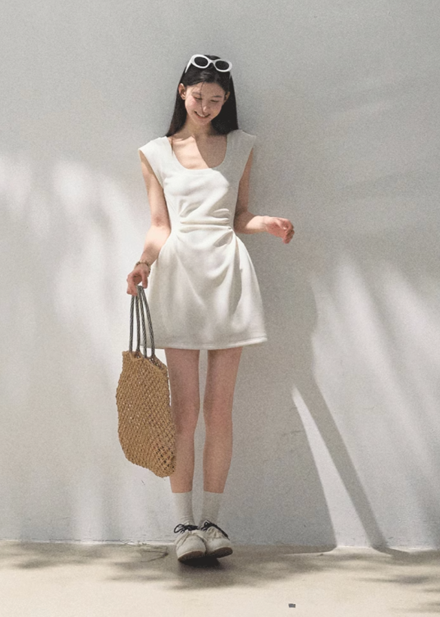 Lyocell U-Neck Waist Dress