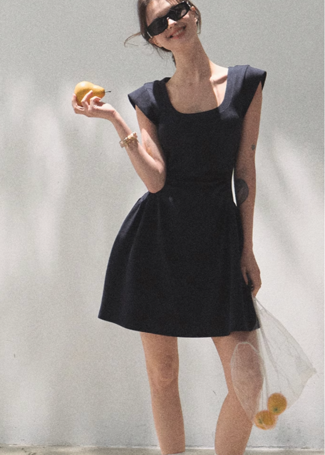 Lyocell U-Neck Waist Dress