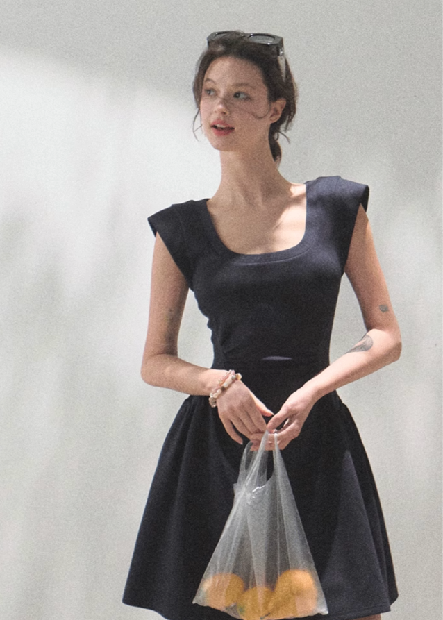 Lyocell U-Neck Waist Dress