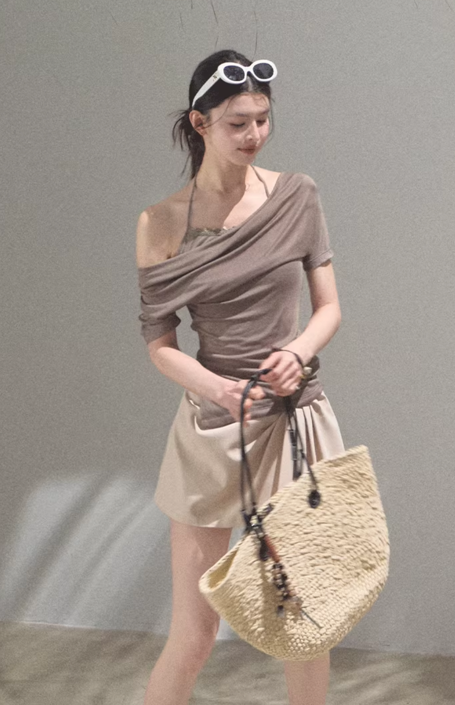 Skin friendly One shoulder Top T-shirt