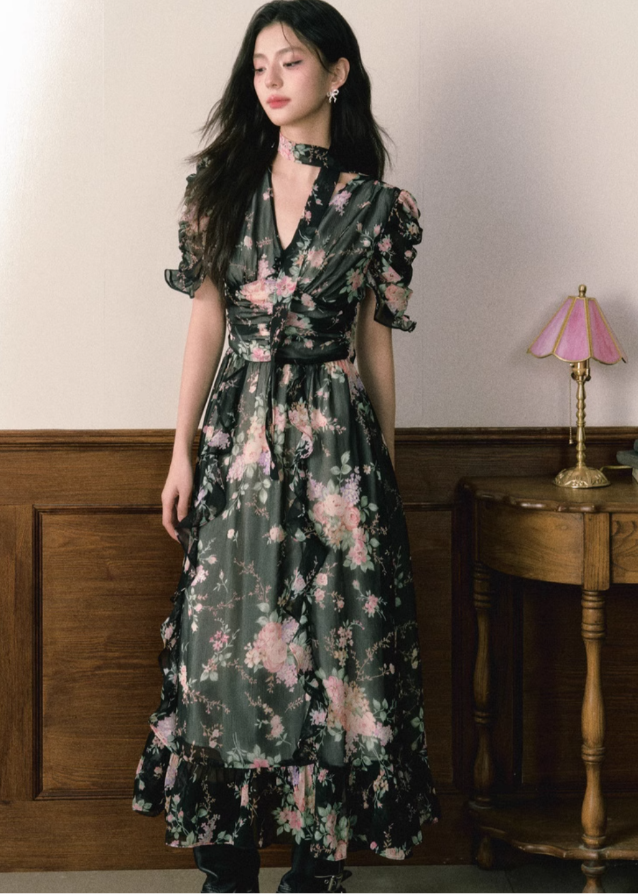 Floral v-neck chiffon dress