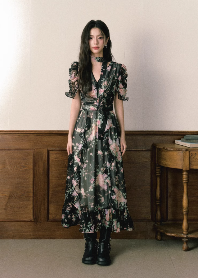 Floral v-neck chiffon dress