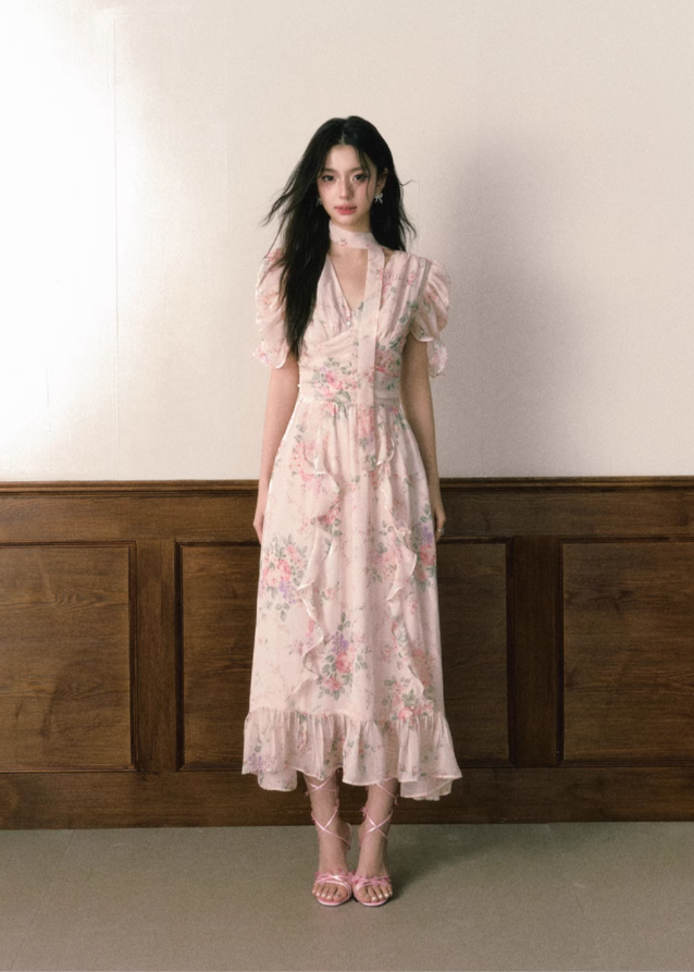 Floral v-neck chiffon dress