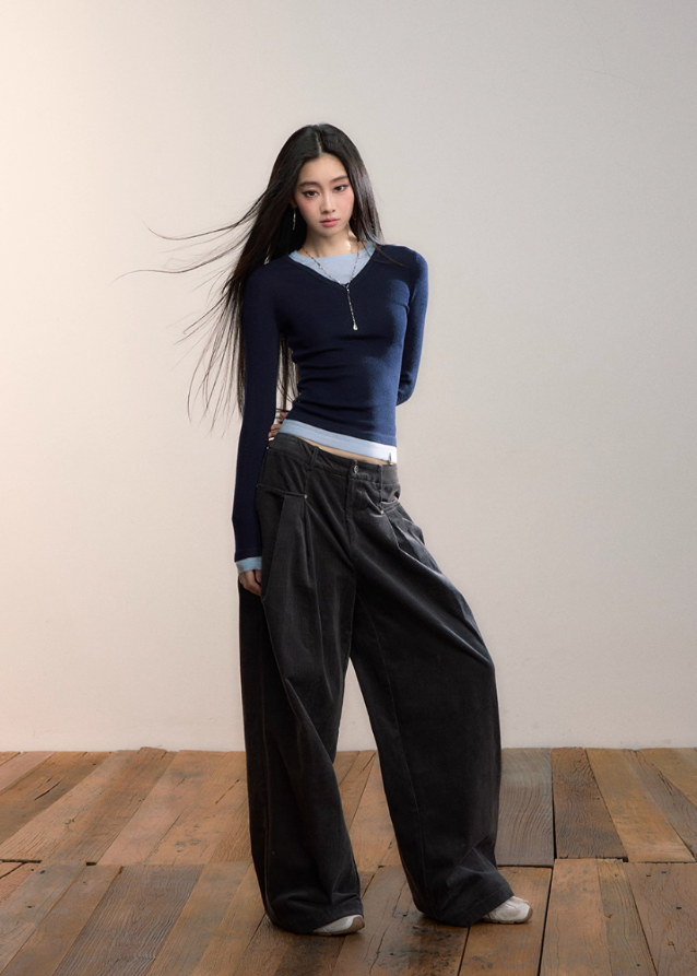Dust Phase Pleated Pants