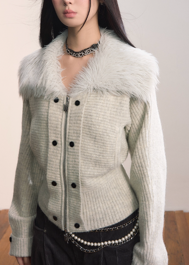 Core Edge Heavy Collar Sweater