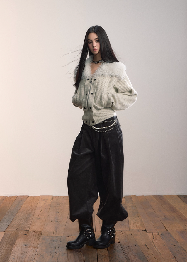 Core Edge Heavy Collar Sweater
