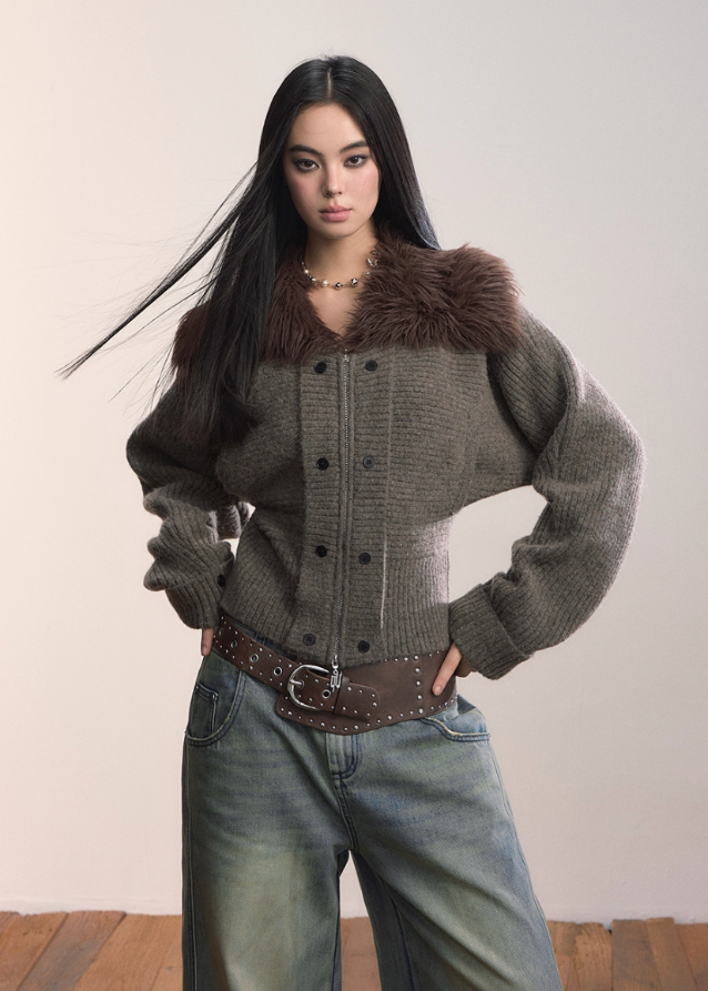 Core Edge Heavy Collar Sweater