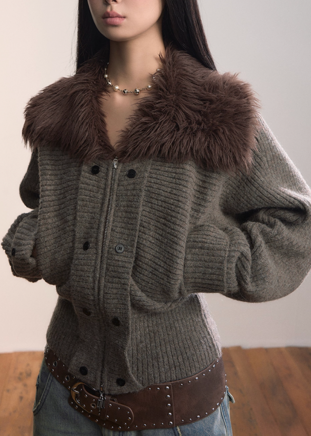 Core Edge Heavy Collar Sweater