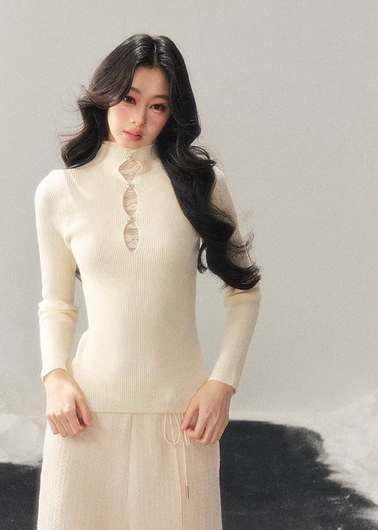 Dream Layer Turtleneck Top