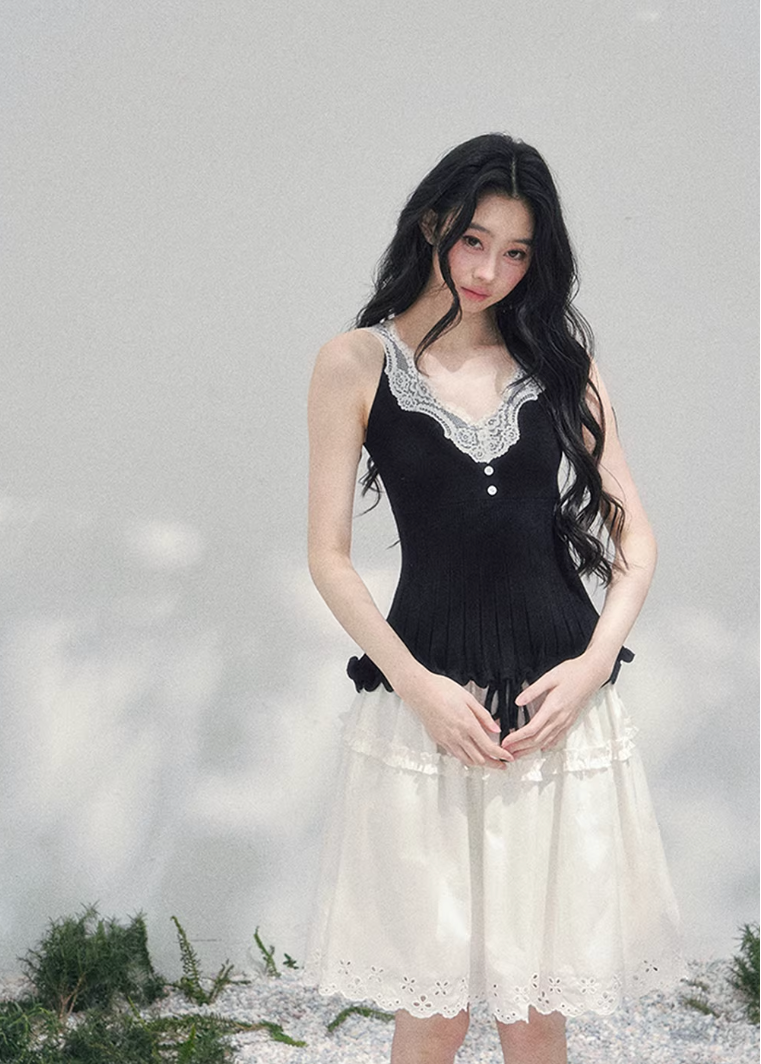 Noir Whisper Lace Twinset