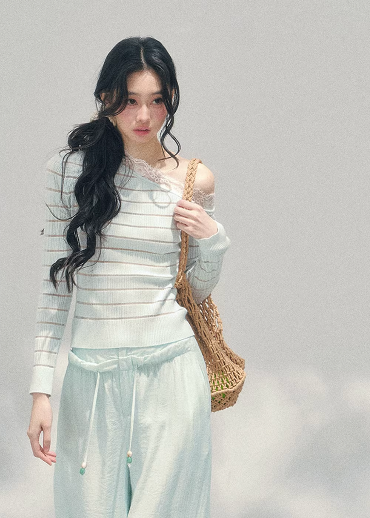 Regard Doux Asymmetric Knit