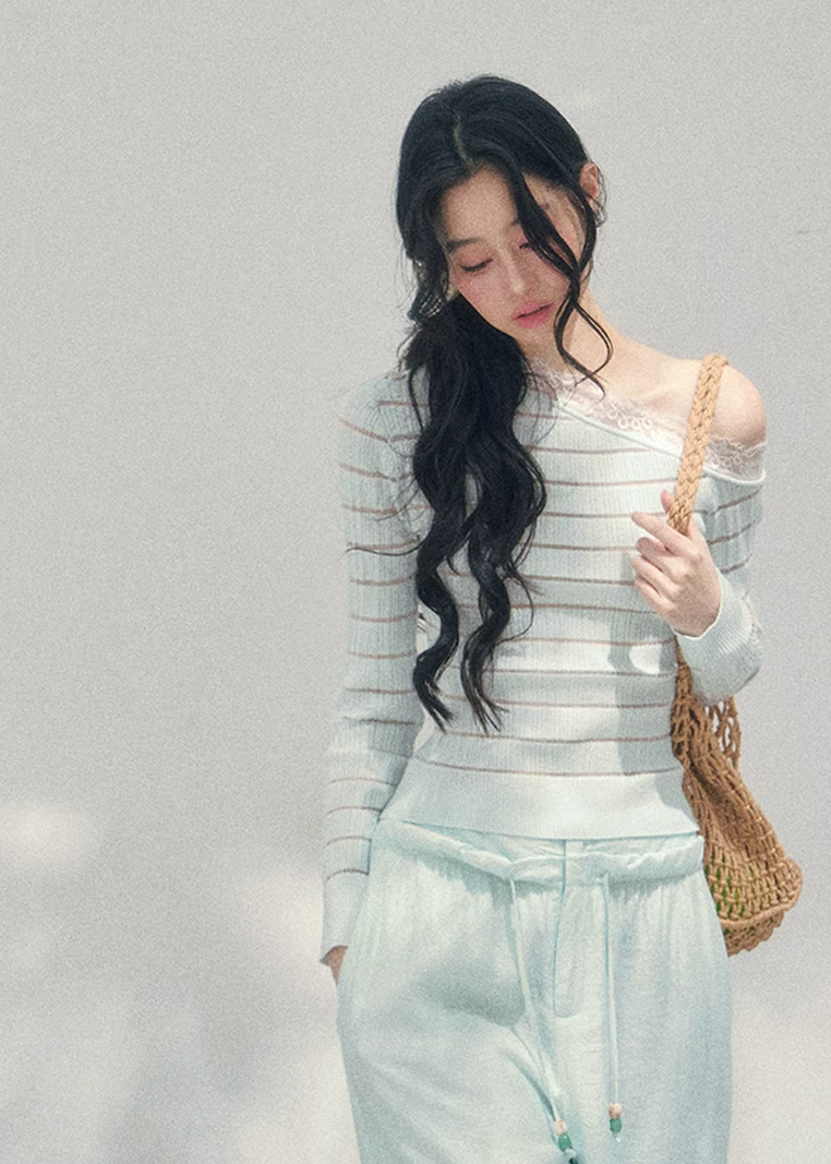 Regard Doux Asymmetric Knit