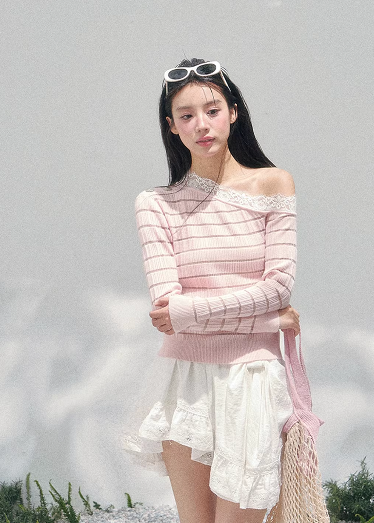 Regard Doux Asymmetric Knit