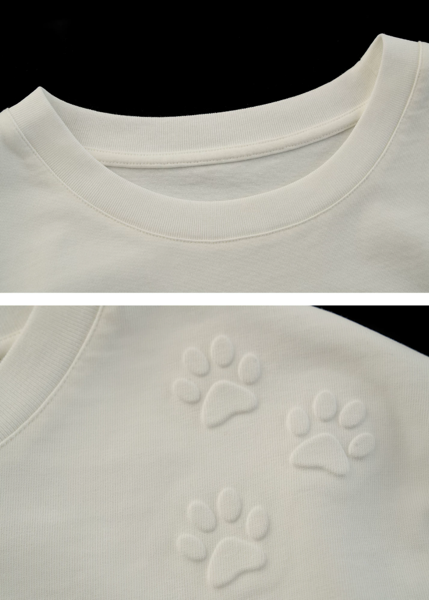 Playful Cat Graphic Crop T-Shirt