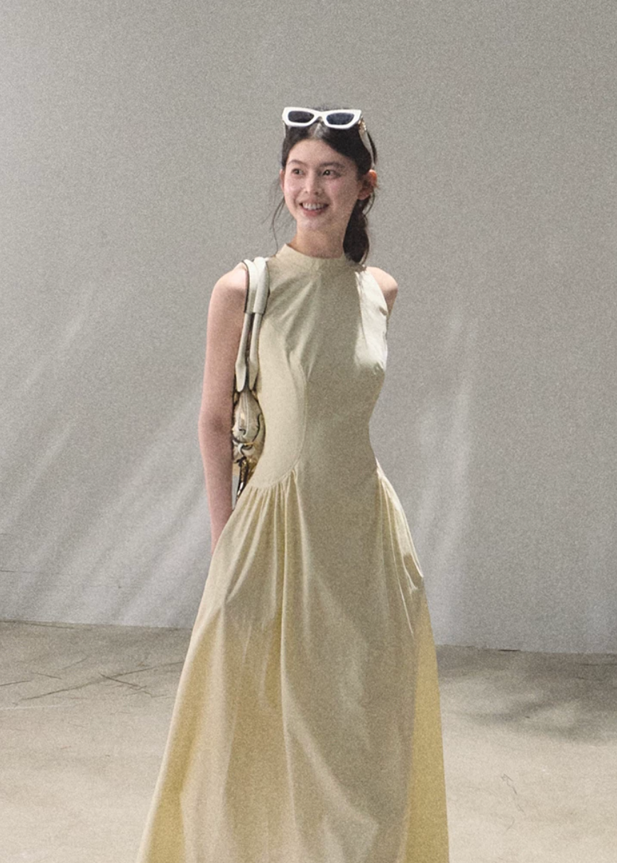 Vanilla-Scented Spring Halter Dress
