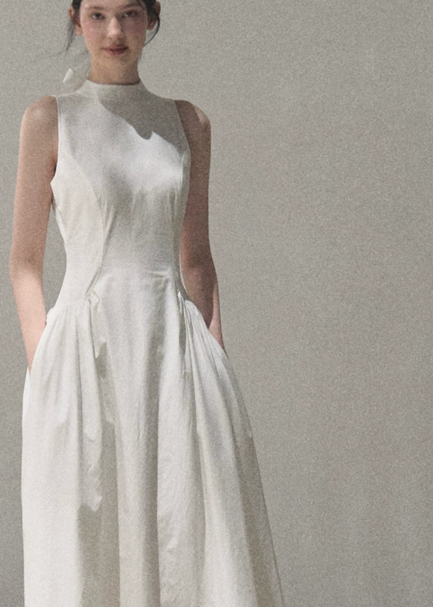 Vanilla-Scented Spring Halter Dress