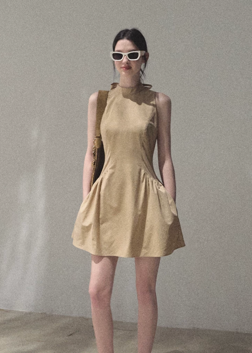 Vanilla-Scented Spring Halter Dress