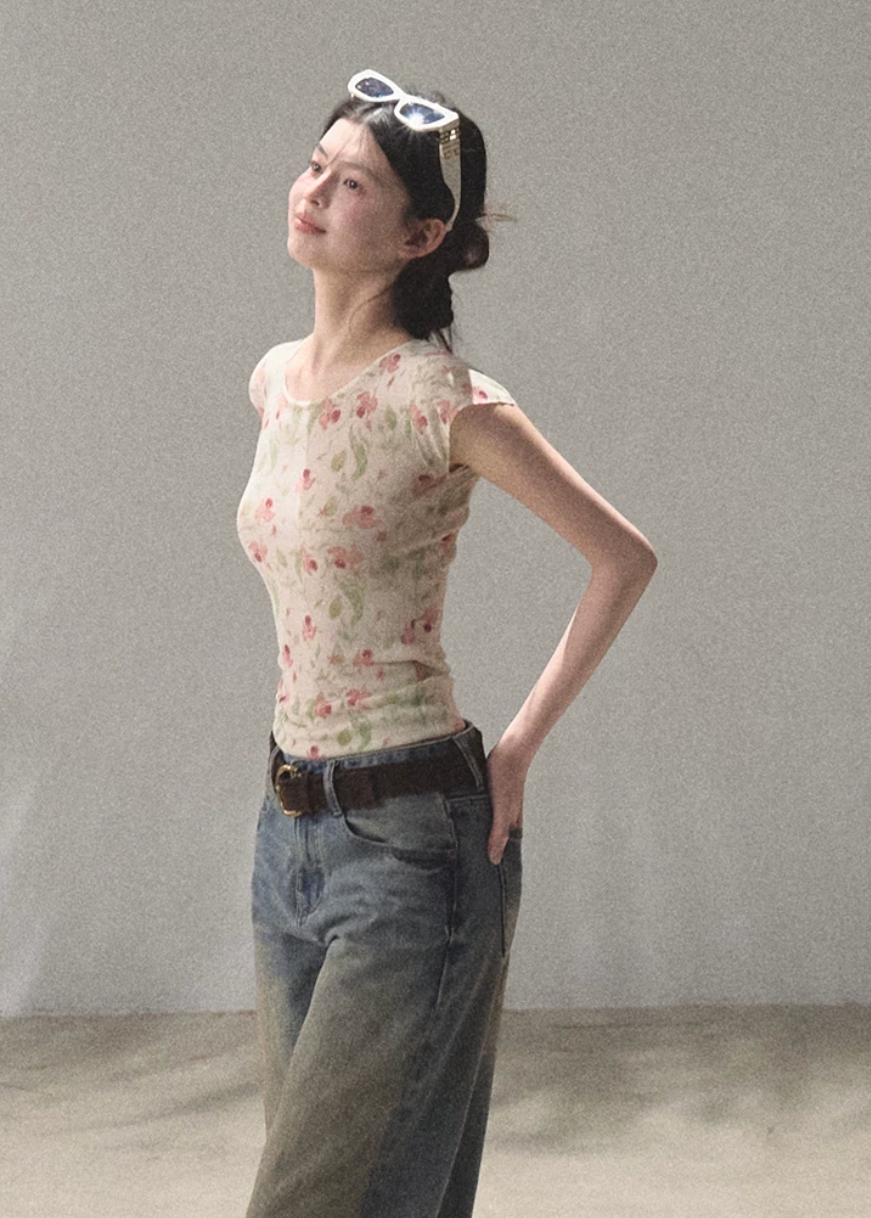 Soft Floral Linen Short Sleeve Top