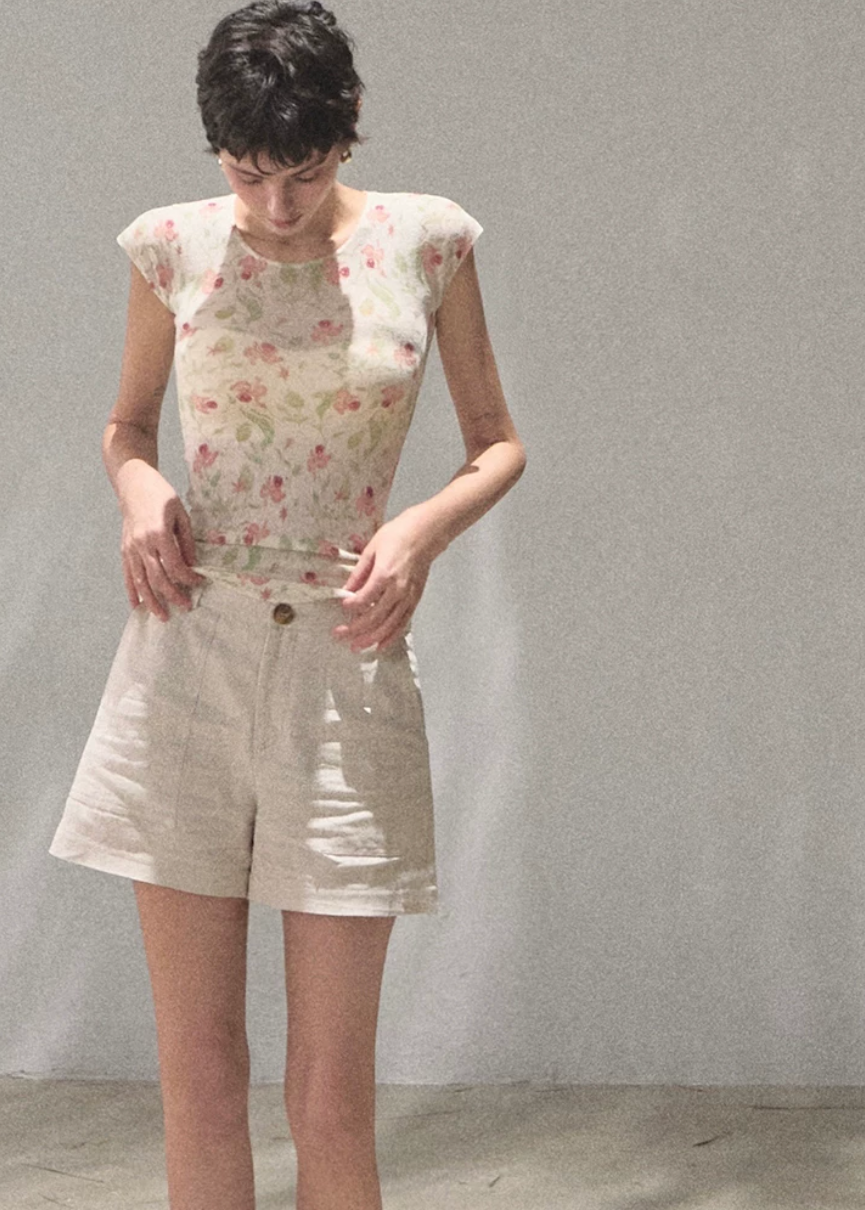 Soft Floral Linen Short Sleeve Top