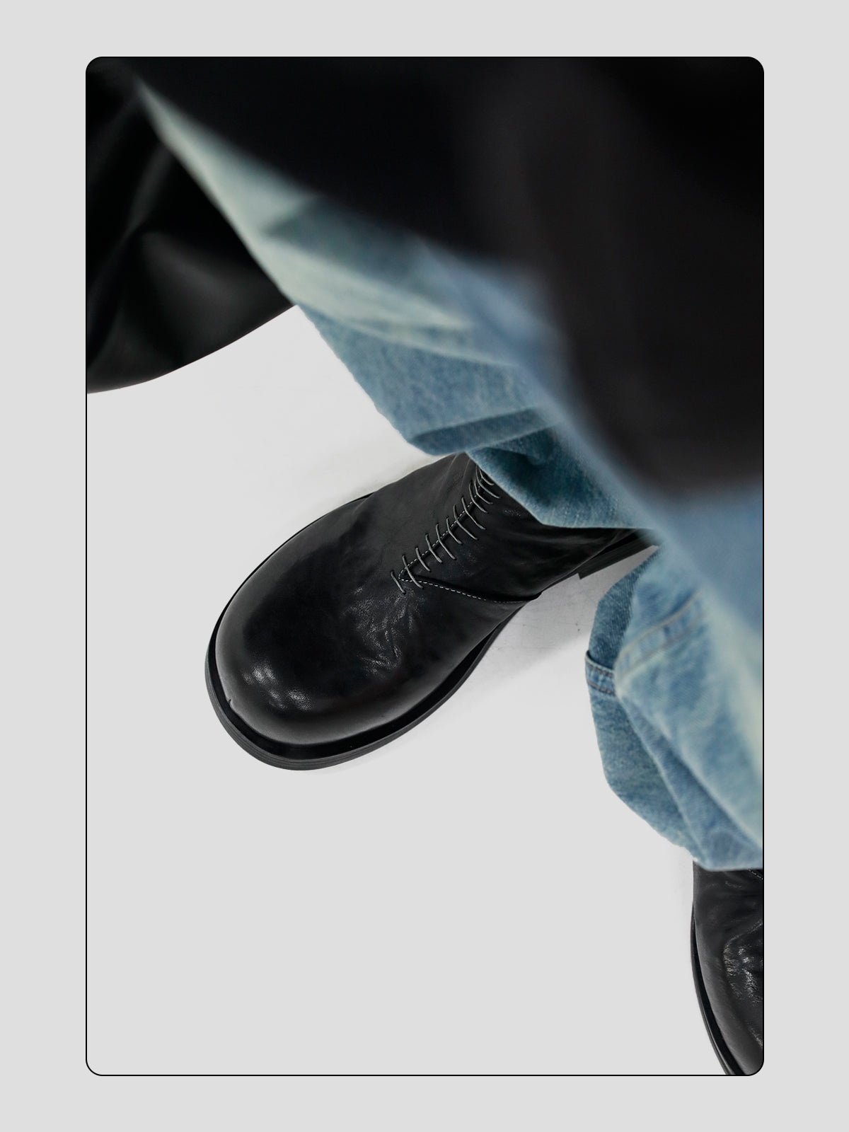 Line Design Chelsea Platform Boots