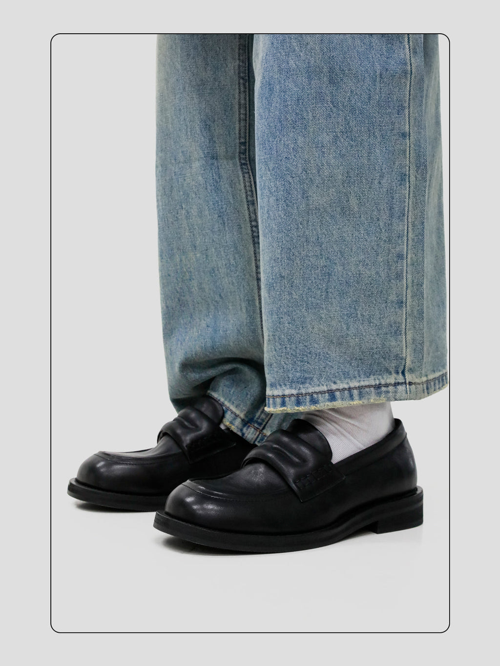 Elegant Minimalist Leather Loafers