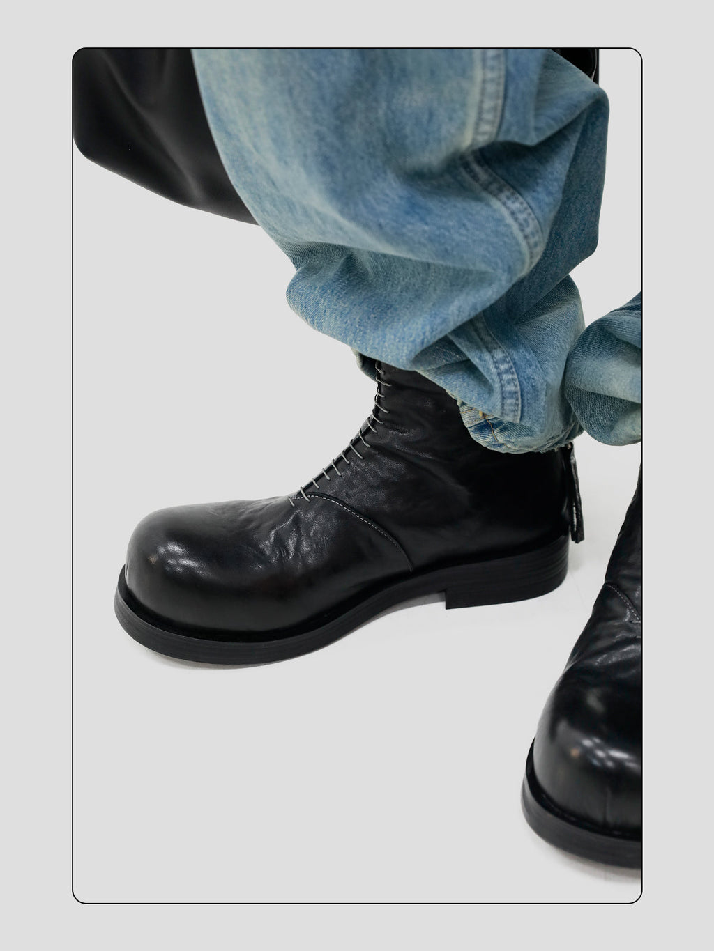 Line Design Chelsea Platform Boots