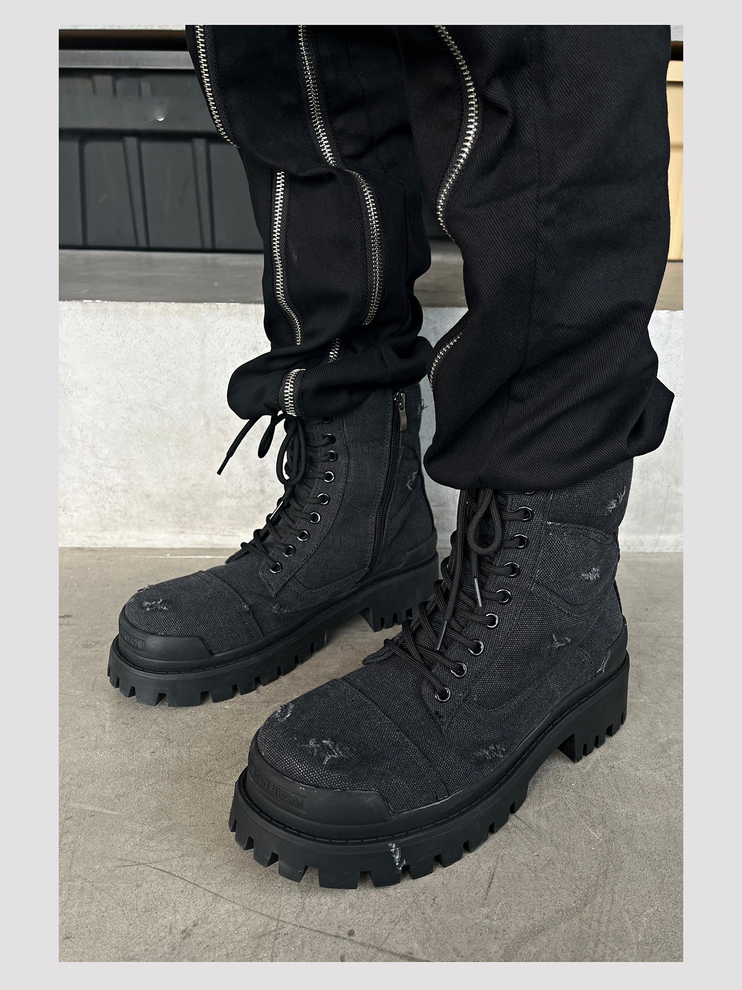 Retro Distressed Platform Martin Boots