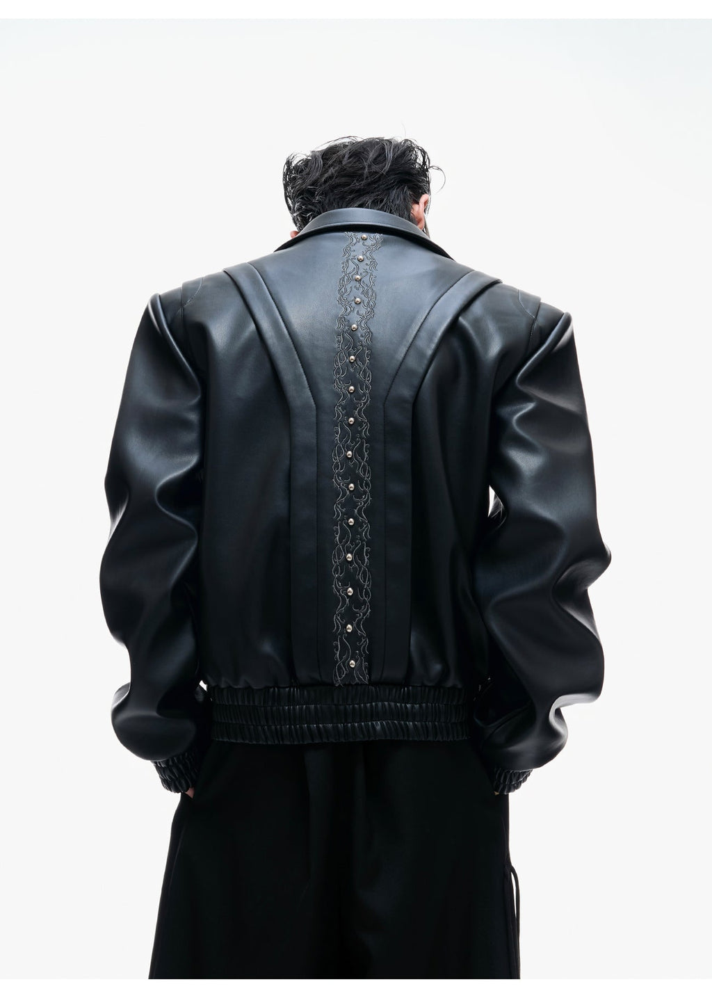 【25s Aug.】Embroidered Cropped Leather Jacket