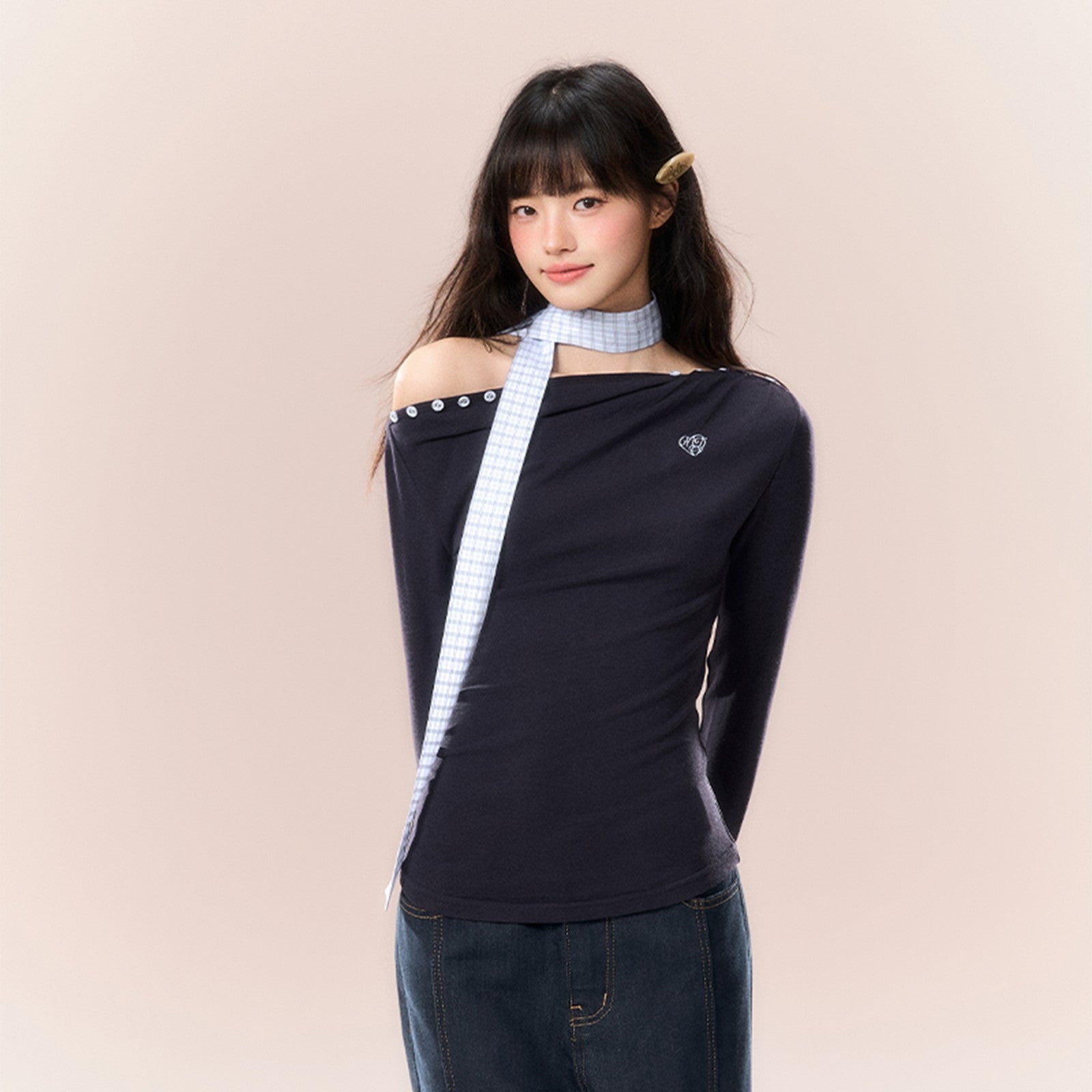 Shoulder two-wear T-shirt