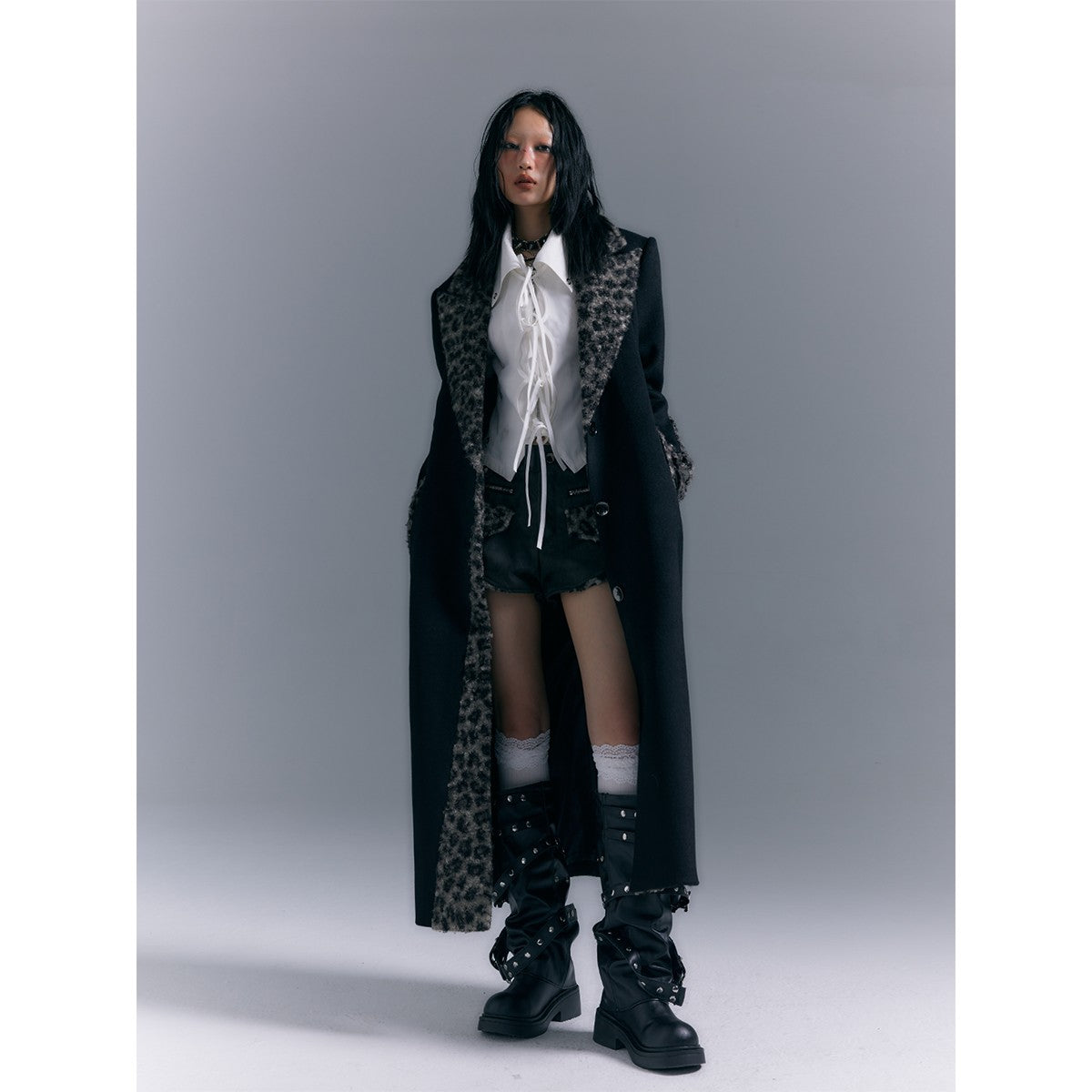 Shoulder pad coat jacket