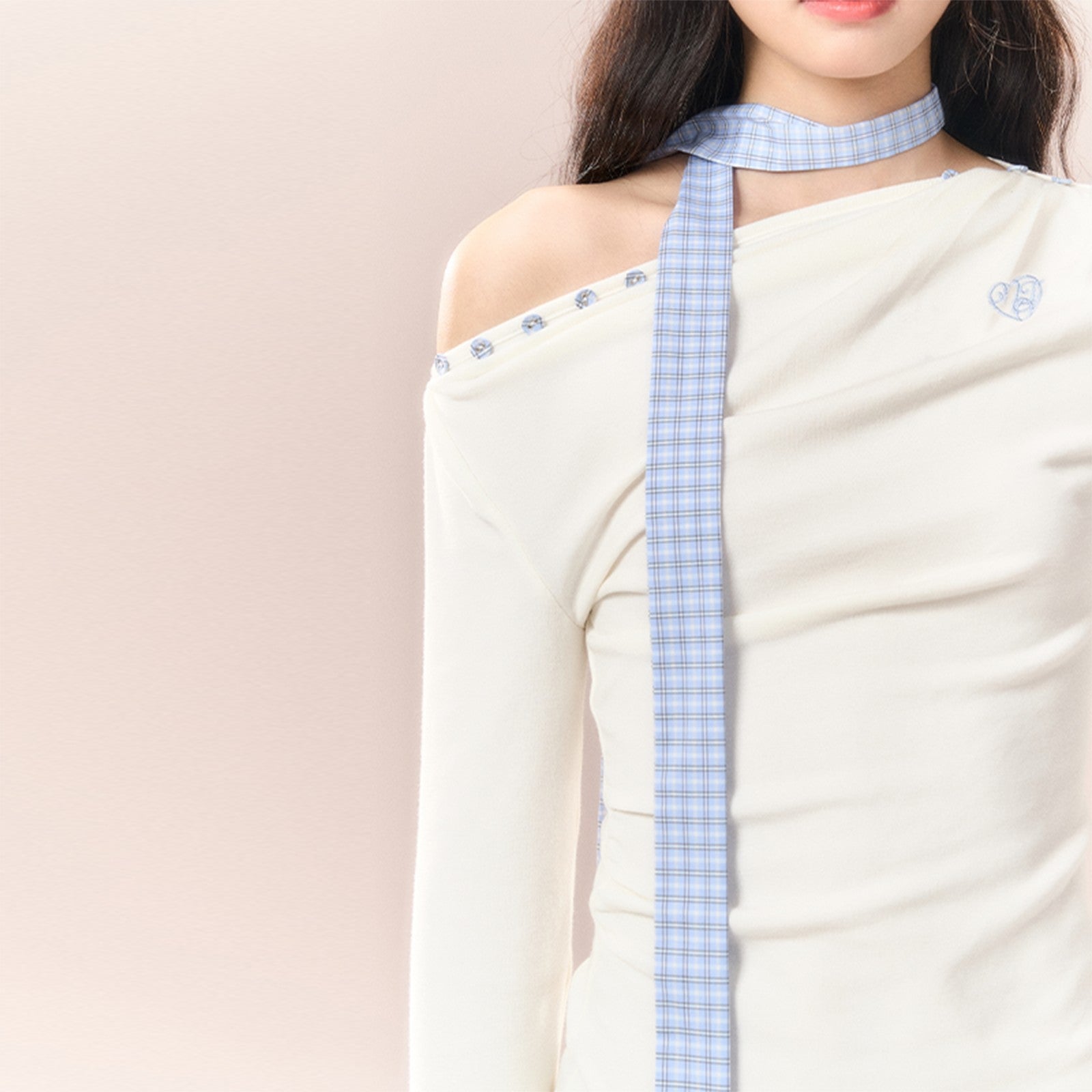 Shoulder two-wear T-shirt