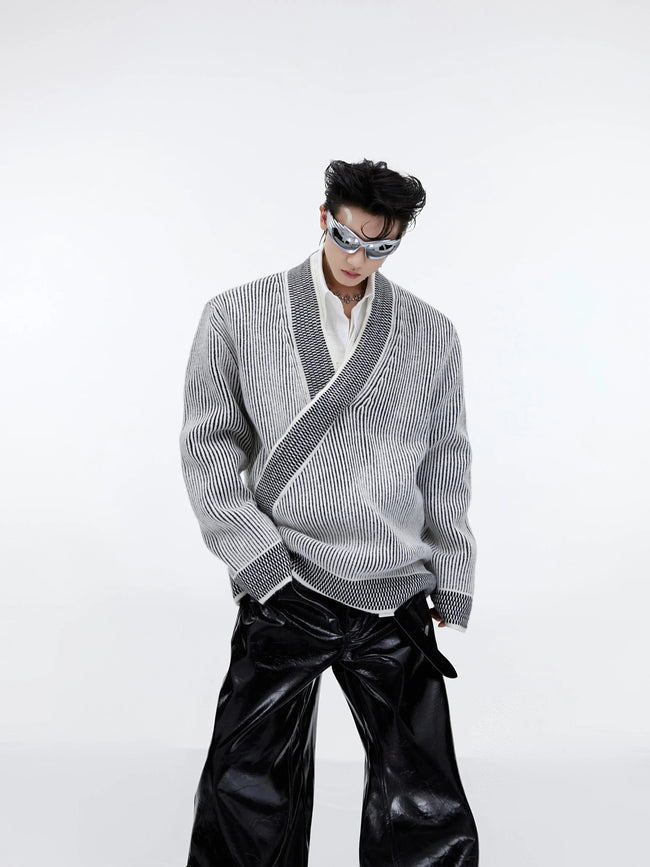 【23s September.】V-Neck Diagonal Stripe Knit Sweater Hover Image