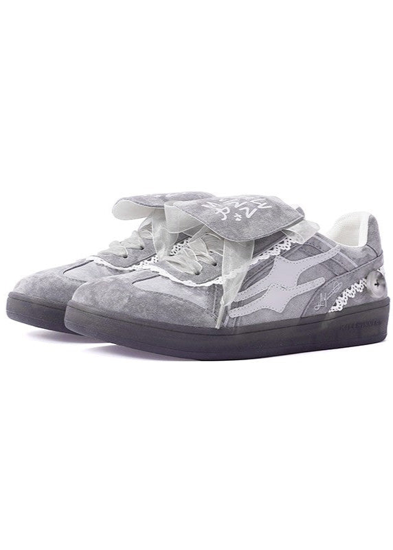Vintage Mesh-Layered Board Shoes Hover Image