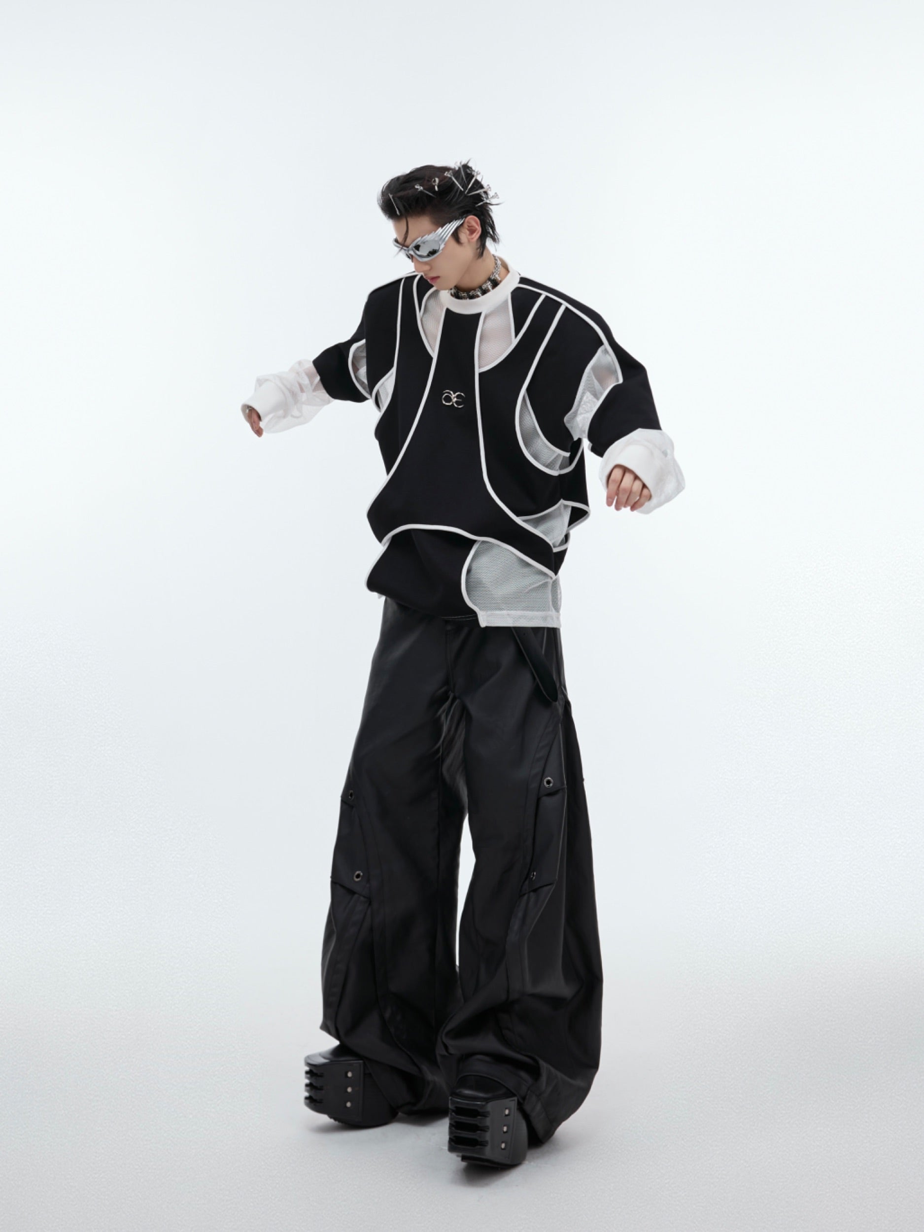 【24s Sep.】Mock Two-piece Crew Neck Sweatshirt