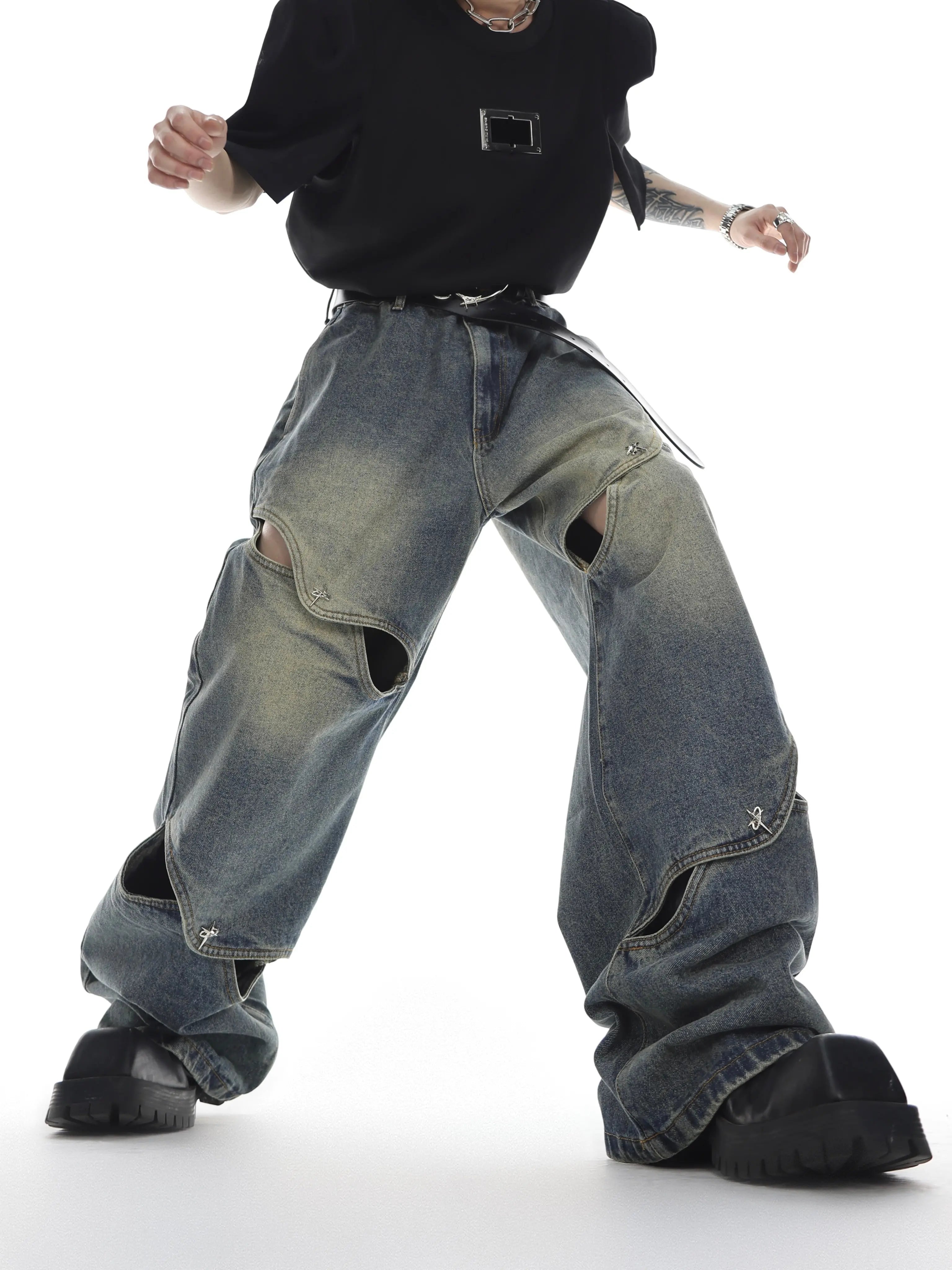 【25s Mar.】 Trendy Cutout Jeans