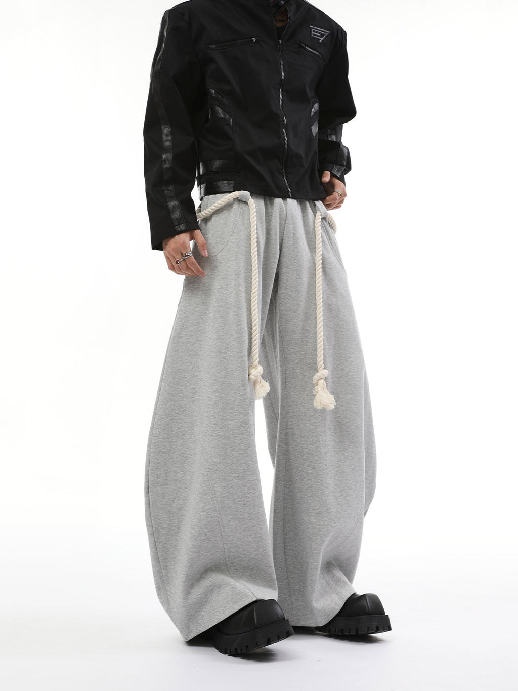 【24s Nov.】Vintage Thick Rope Machete Design Sweatpants