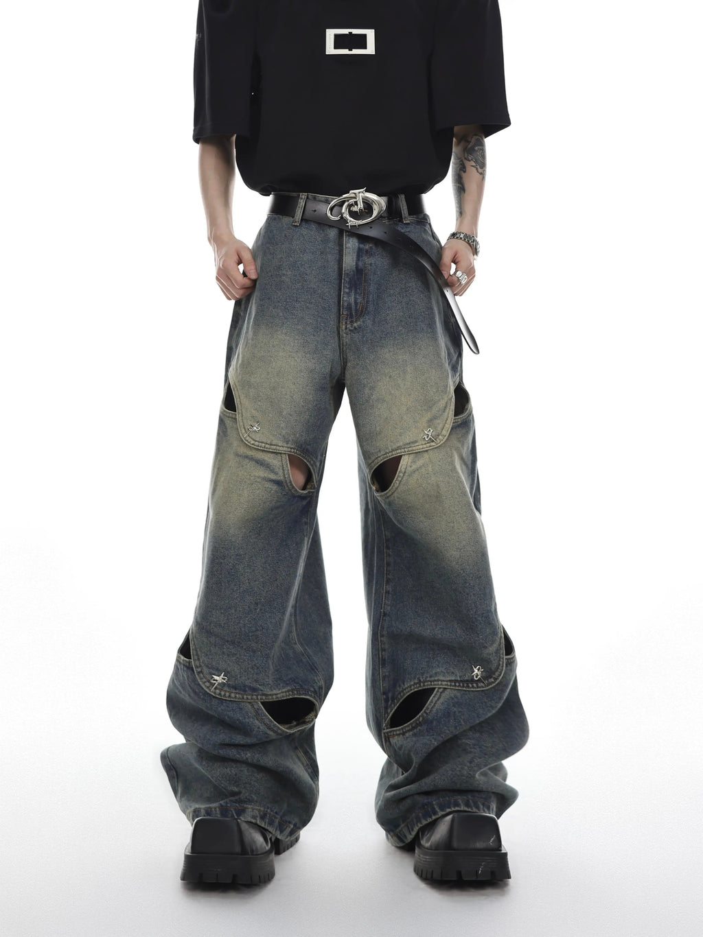 【25s Mar.】 Trendy Cutout Jeans