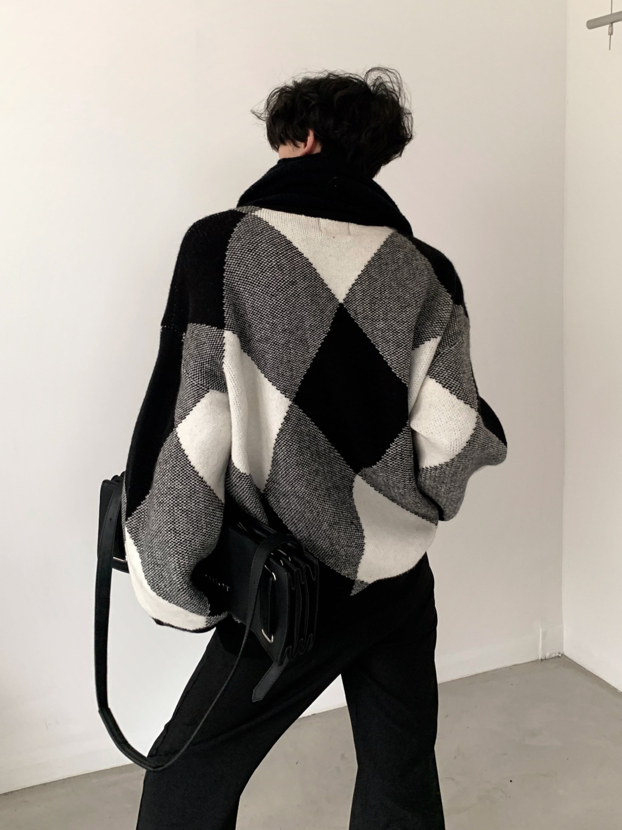 【23s November.】Black and White High-end Design Turtleneck Sweater