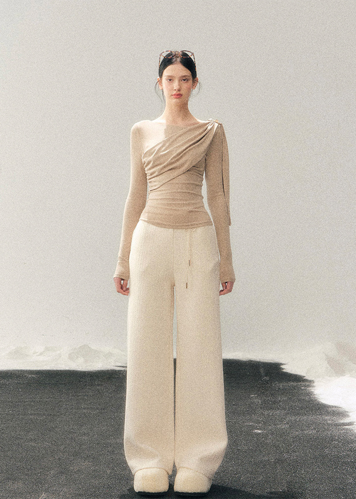 Windlight Drape Top