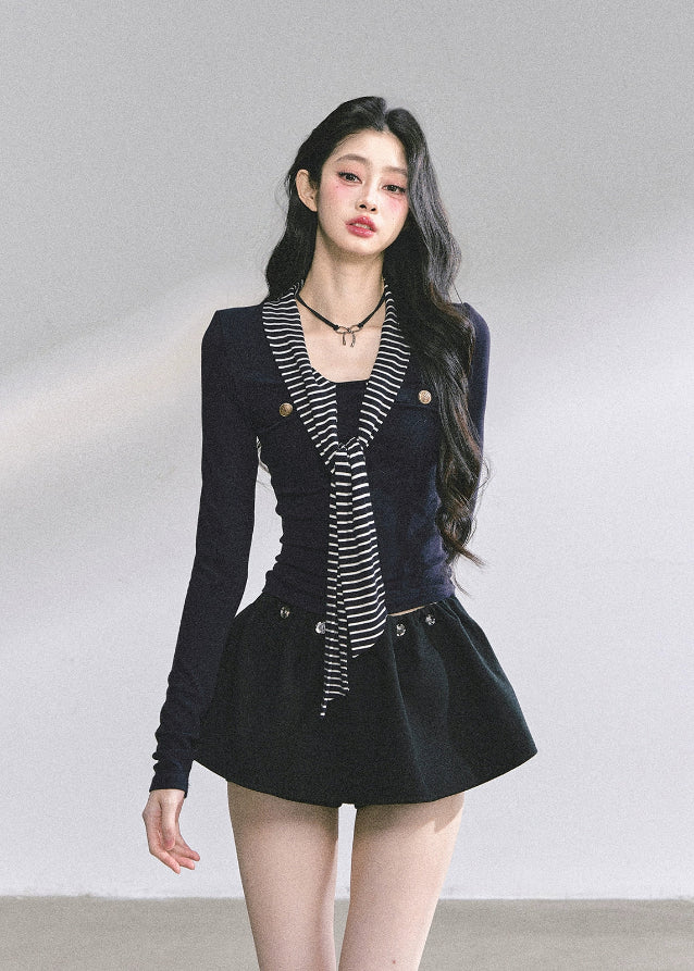 École Chic Fitted Top