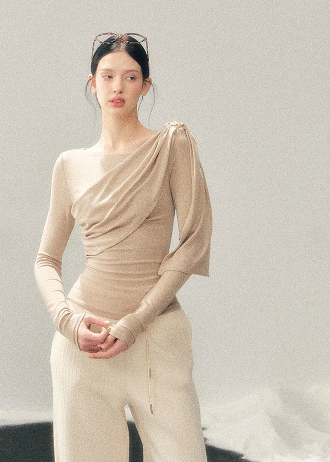 Windlight Drape Top