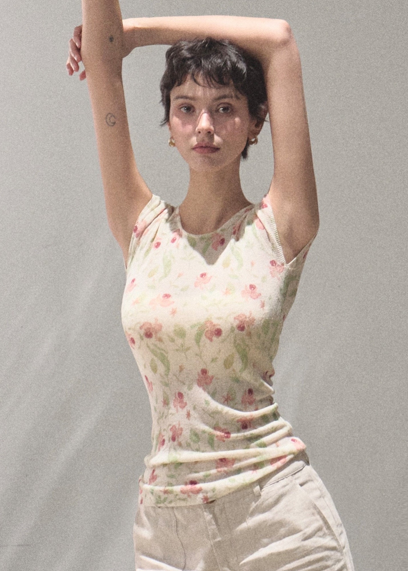Soft Floral Linen Short Sleeve Top